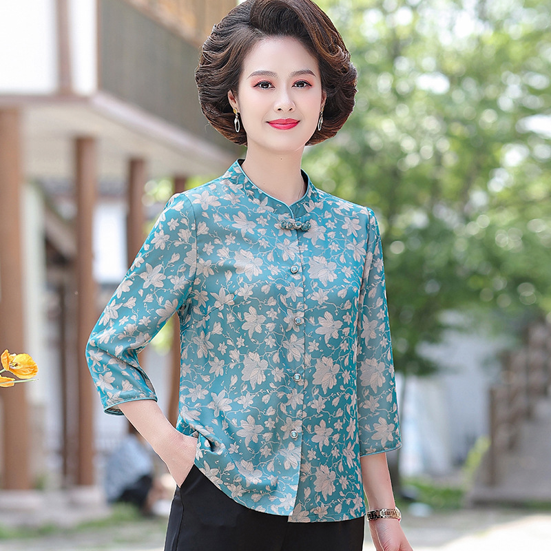 Elegant silk retro summer fashionable shirt