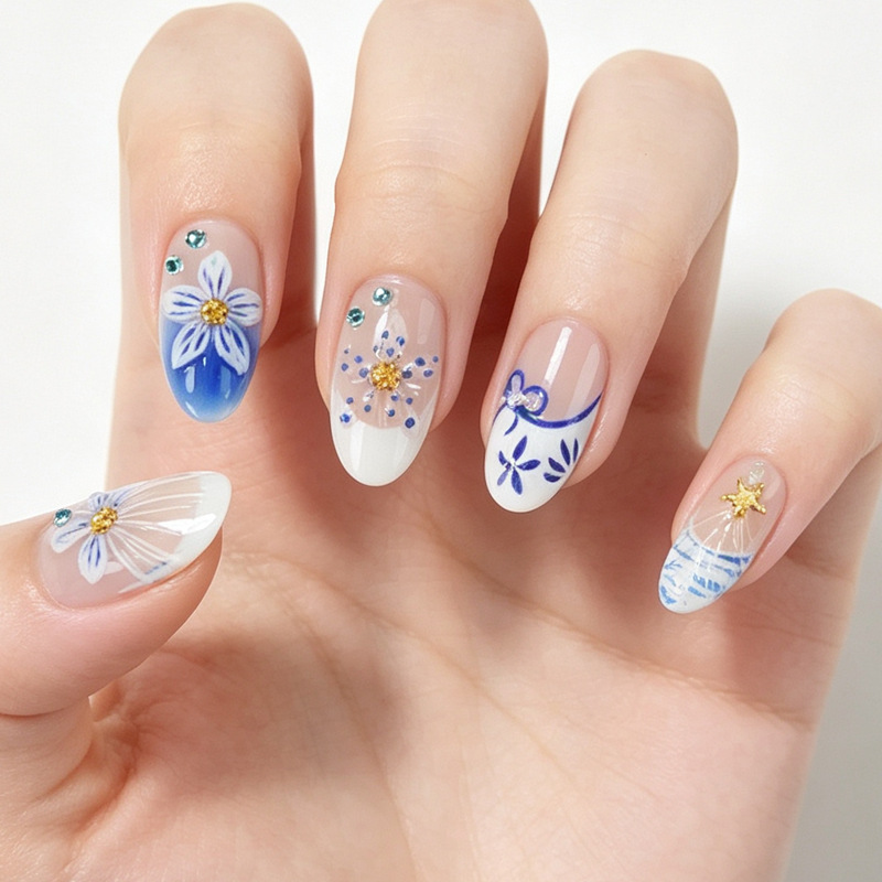 New European and American holiday-style short press-on nails with cat-eye, star, and flower designs that enhance skin tone, fake nails New European and American holiday-style short press-on nails with cat-eye, star, and flower designs that enhance skin tone, fake nails