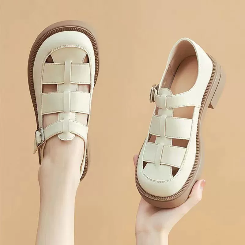 2023 Новое поступление, сандалии на полой платформе, женская летняя верхняя одежда, обувь с отверстиями, Универсальные женские сандалии с ремешками для студентов