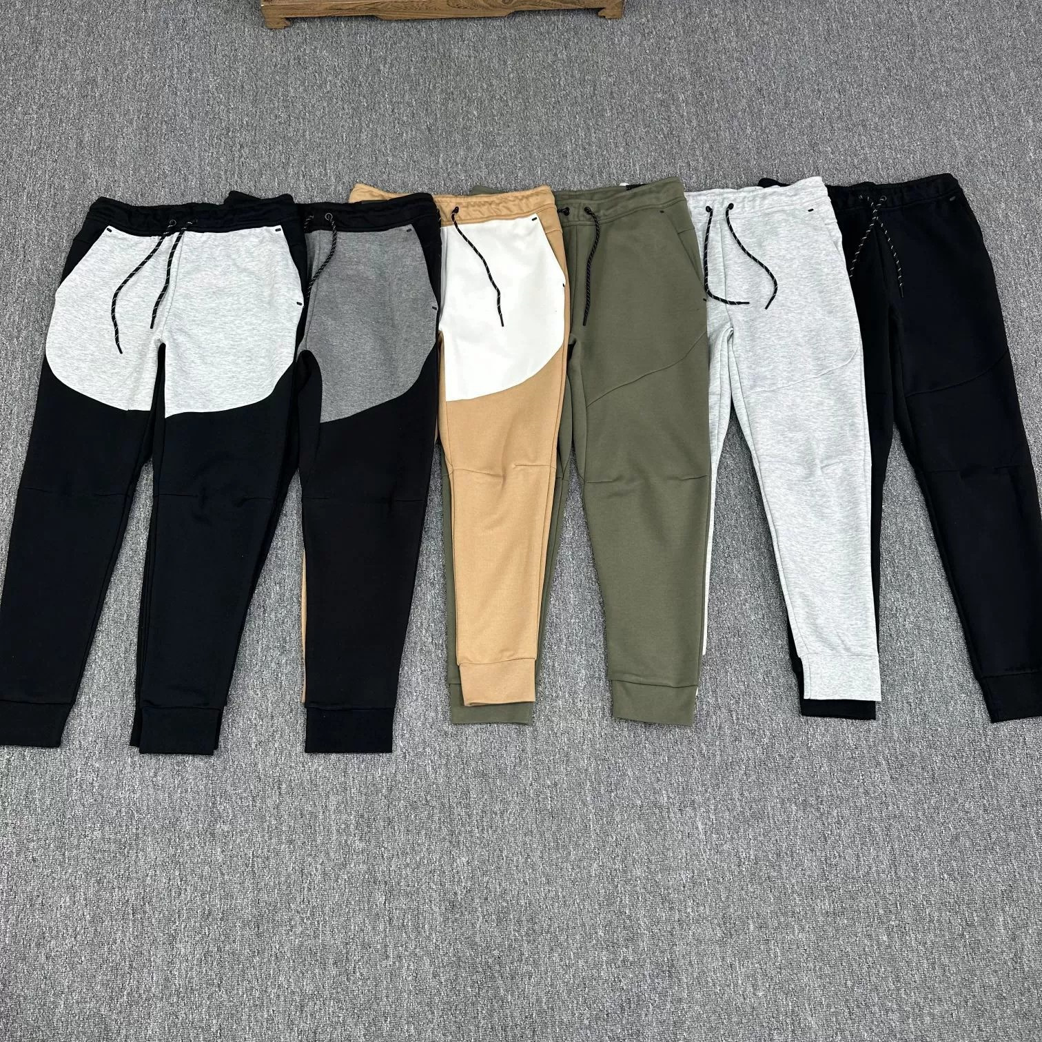 CU4 Bolsillo de goma a juego de color de punto para hombre, pantalones casuales de nuevo estilo transpirables, pantalones deportivos de entrenamiento para correr 496