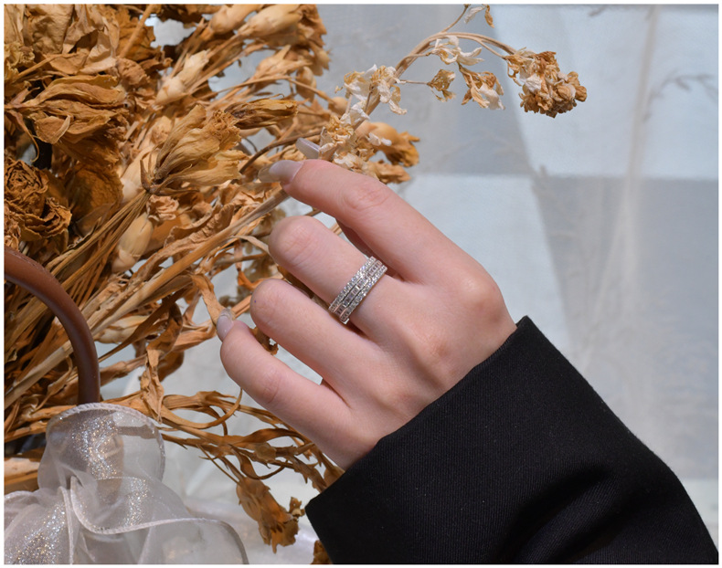 Fashion Solid Color Sterling Silver Inlaid Zircon Rings