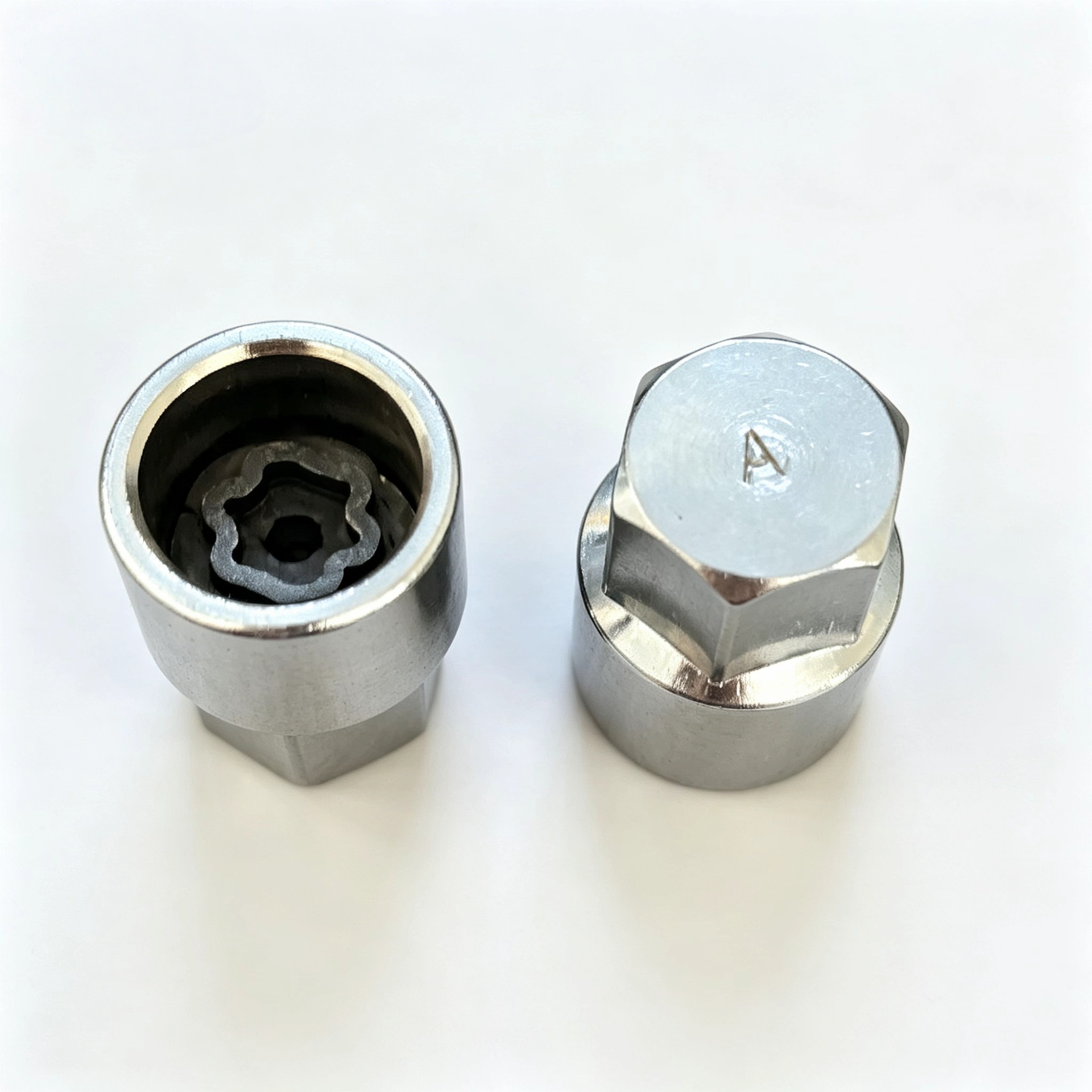 Suitable for Lexus and Toyota wheel hub removal tools, professional car tire lock key, anti-theft screw socket