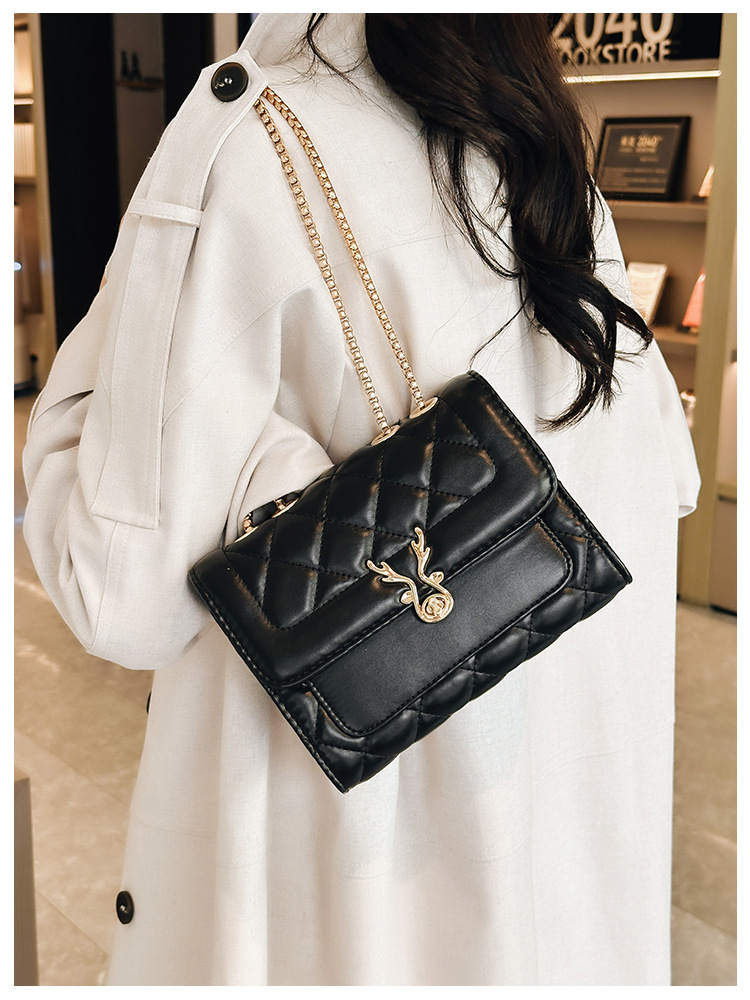 2025 Summer New style sheep diamond-shaped bag, single-shoulder bag, women's bag, pu bag, crossbody bag, chain bag, Chanel style Application Scenario