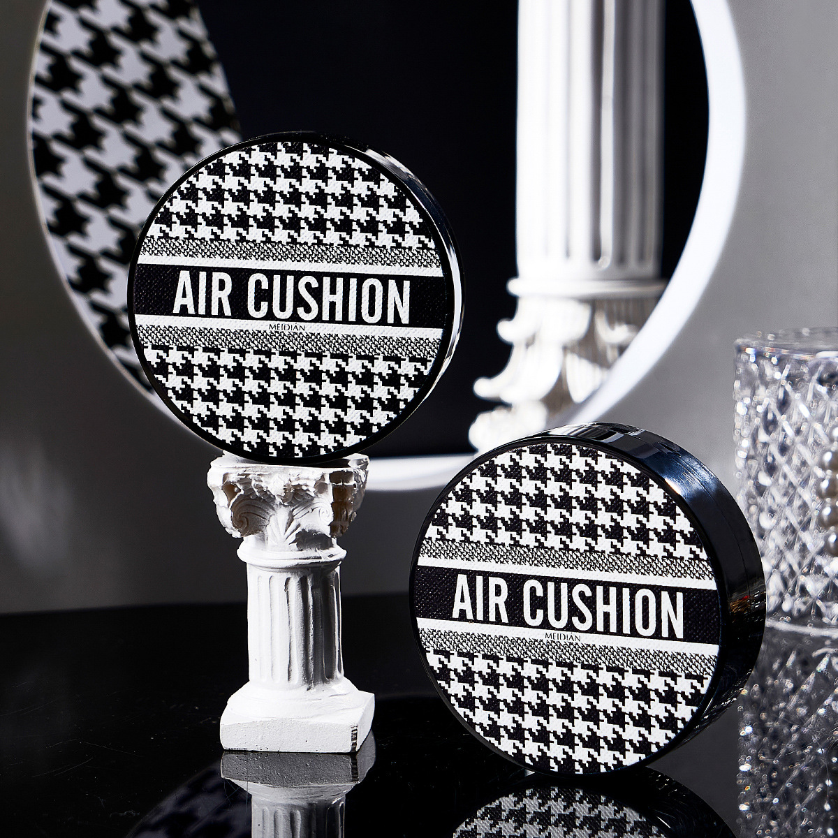 魅點千鳥格保濕遮瑕氣墊霜套裝修顏遮暇透氣保溫不膩BB霜