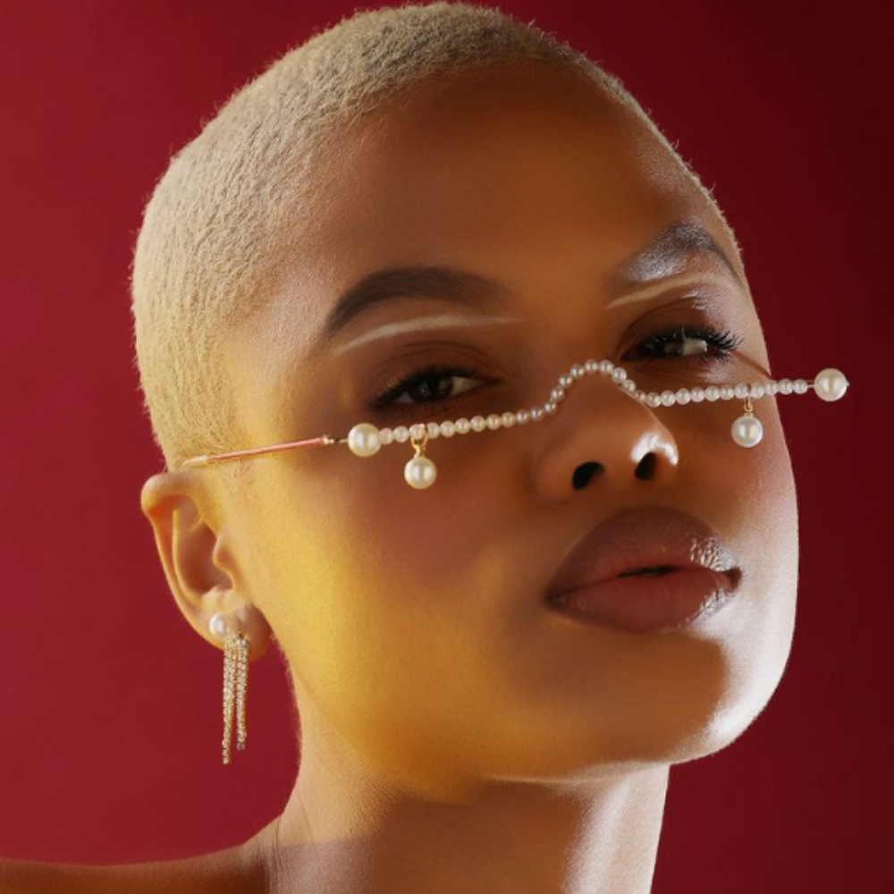 AliExpress Venta caliente perla gafas Marco europeo y americano tendencia hip hop pasarela cara accesorios gafas marco