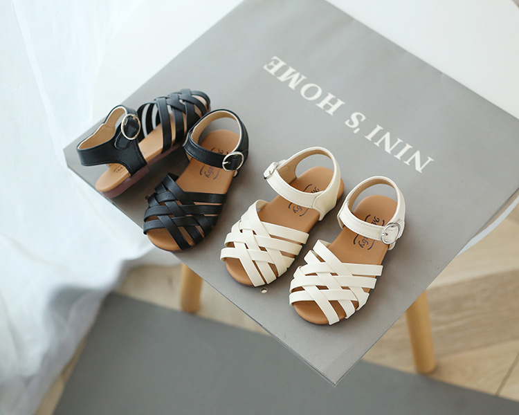 Baotou Sandals with Soft Sole Korean Hollow Small Leather Summer New Girl's Roman 2022 Children's Shoes_voghion.com
