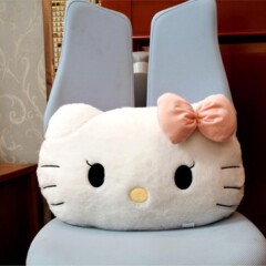 アニメかわいい家庭抱き枕ソファークッション自動車腰はオフィスの昼寝枕ベッドの枕背もたれに寄りかかっている