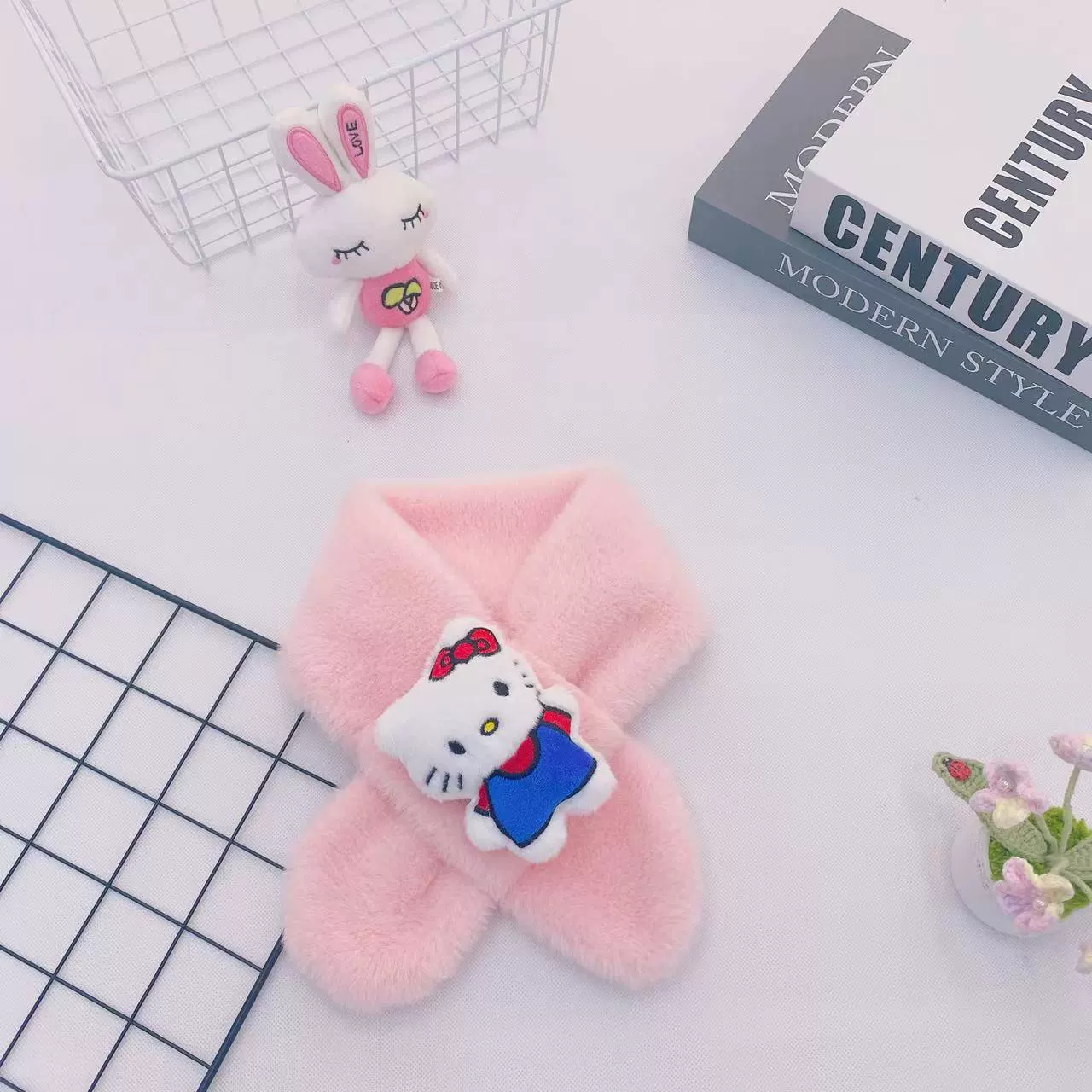 Children's cartoon keep warm scarf