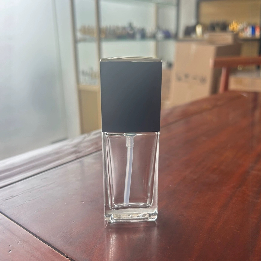30毫升四方粉底液瓶现货厚底化妆品乳液玻璃瓶30ml长方形隔离霜瓶