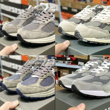 ����Ь�r�г���2002r�\��ЬУ�@��Ů��Ԫ������e�͹��ܲ��ϵ�Ь