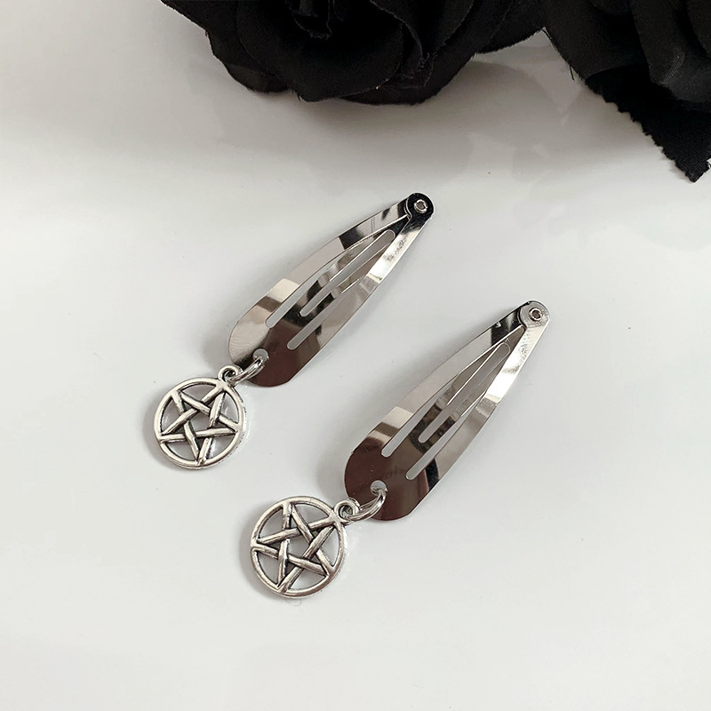 15g Weight Charm Hair Clips Hair Accessories Type 1 Pair Quantity Party, Street Occasion Alloy Material Moon, Heart Shape, Butterfly Pattern All Seasons Season Women's Gender Retro, Punk Style Retro Punk Women's Moon Heart Shape Butterfly Alloy Charm Hair Clips 8