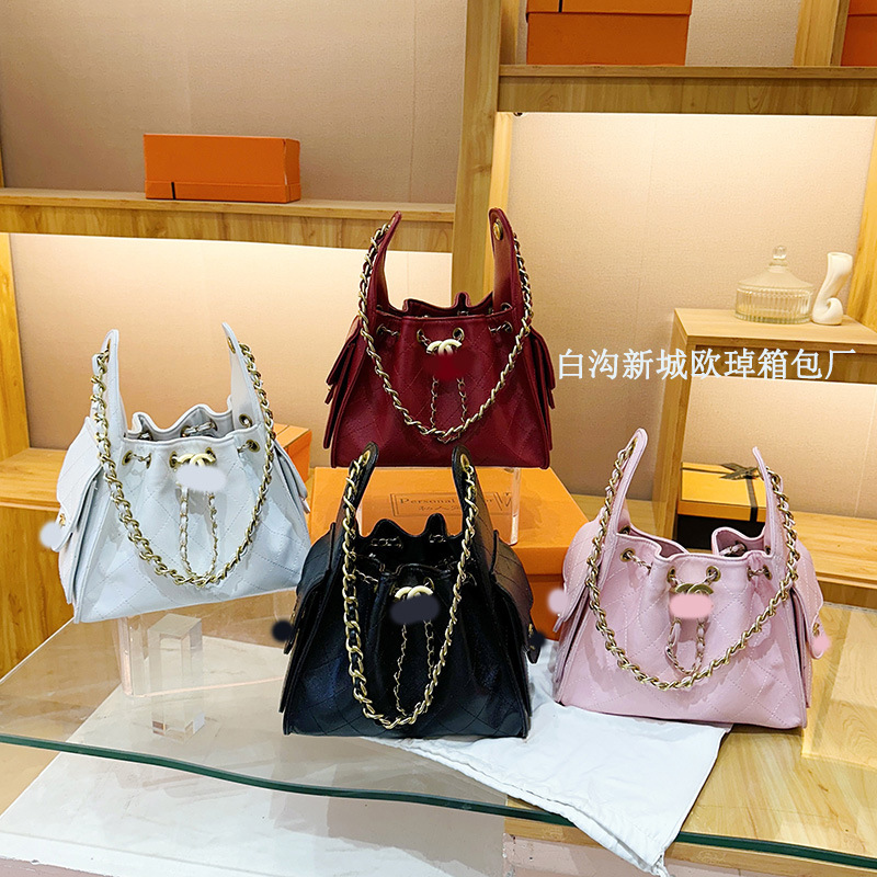 Foreign Trade Chanel-Style Tote Bag 2026 Quilted Embroidery Chain Crossbody Bucket Bag Large Capacity Shoulder Handbag for Women