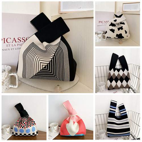 Large color-blocked knitted handbag for women in autumn, winter and summer shoulder woven fashion versatile personalized casual decorative trendy bag