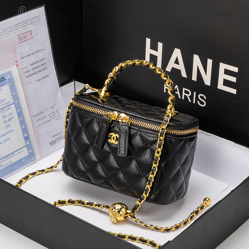 Pequeño bolso de viento fragante para mujer 2025 nuevo bolso de mujer de cuero de moda bolso de cadena de rombo bolso de caja de mensajero portátil de un solo hombro