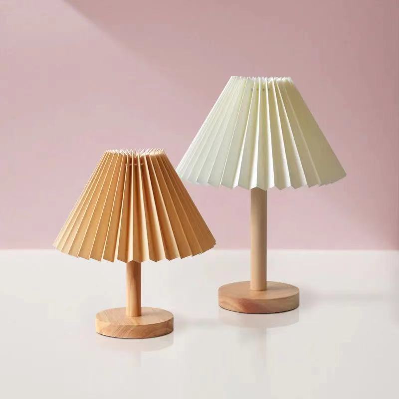 Lámparas de escritorio creativas retro cabezal de cama de madera maciza transfronteriza lámparas de escritorio de vivienda nórdicas lámparas de estilo japonés ins coreano y japonés