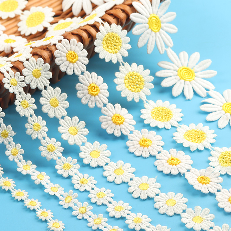 pétalos de sol accesorios de encaje de flores Daisy soluble en agua encaje jardín de infantes materiales hechos a mano decoración de gorras