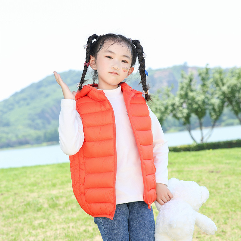 Chaleco de algodón para niños Otoño e Invierno estilo coreano medio y grande para niños y niñas chaleco con capucha Logotipo de chaleco de jardín de infantes