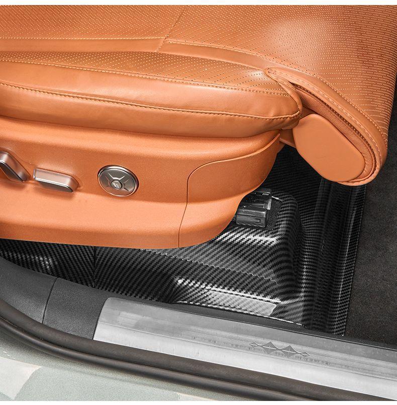 Suitable for Fangchengbao Titanium 7, special carbon fiber pattern anti-kick board under the seat, protective scratch guard under the seat, modified decorative accessory
