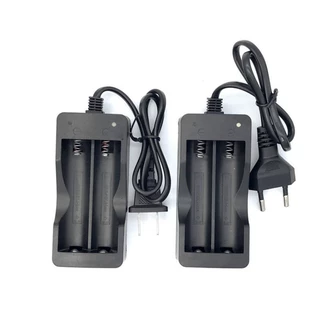 18650充电器双充带线3.7V 4.2v锂电池双槽线充 强光手电筒充电器