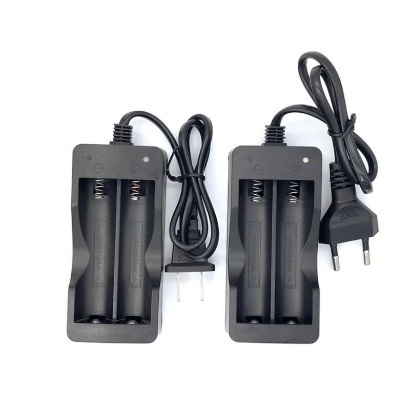 18650充电器双充带线3.7V 4.2v锂电池双槽线充 强光手电筒充电器