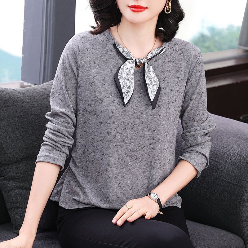 Middle-Aged Mom's Autumn Long-Sleeve T-Shirt Top, Short Stylish Fashionable Blouse for Petite Middle-Aged and Elderly Women, Base Shirt Middle-Aged Mom's Autumn Long-Sleeve T-Shirt Top, Short Stylish Fashionable Blouse for Petite Middle-Aged and Elderly Women, Base Shirt