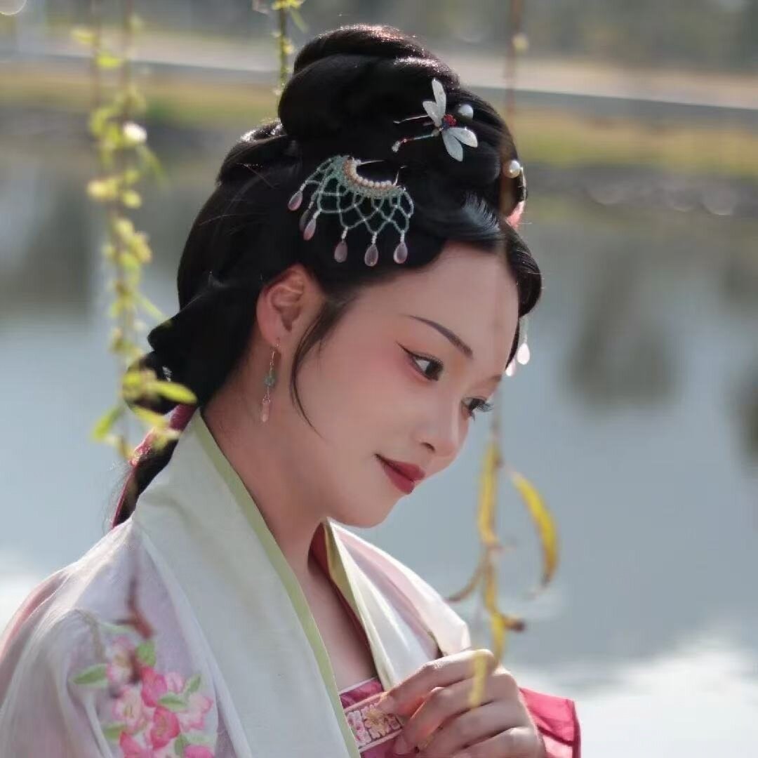 古代風中秋節発光ヘアピンガラス漢服花ヘアピンタッセルは髪を傷つけません女の子古代衣装頭飾り