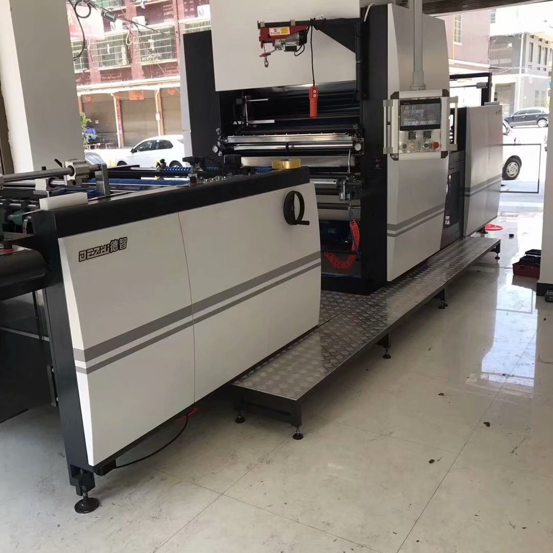 厂家供应FM-H1050自动立式覆膜机链刀热刀复合膜机卷筒材料贴膜机