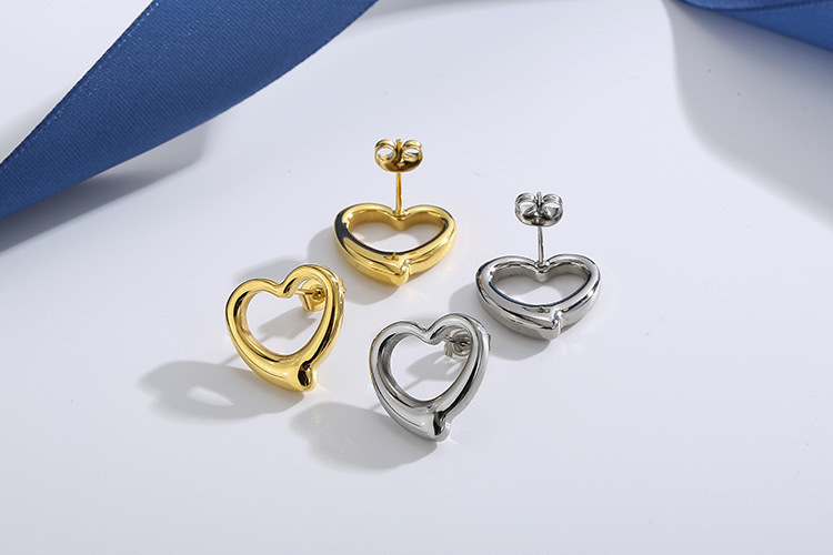 18K Real Gold Plated Plating Material No Inlaid Inlay Material PVD Coated 18K Gold Plated Heart Titanium Steel Fashion Waterproof Non Tarnish