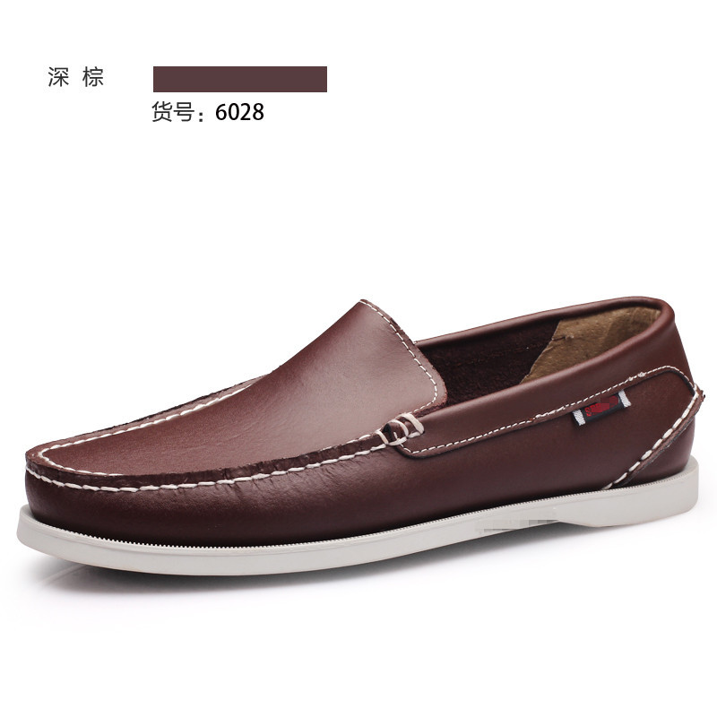 Zapatos transfronterizos para hombres, comercio exterior, zapatos de vela de gran tamaño, versión coreana para hombres, conducción de moda, zapatos de guisantes, zapatos casuales, zapatos de cuero, AliExpress para hombres