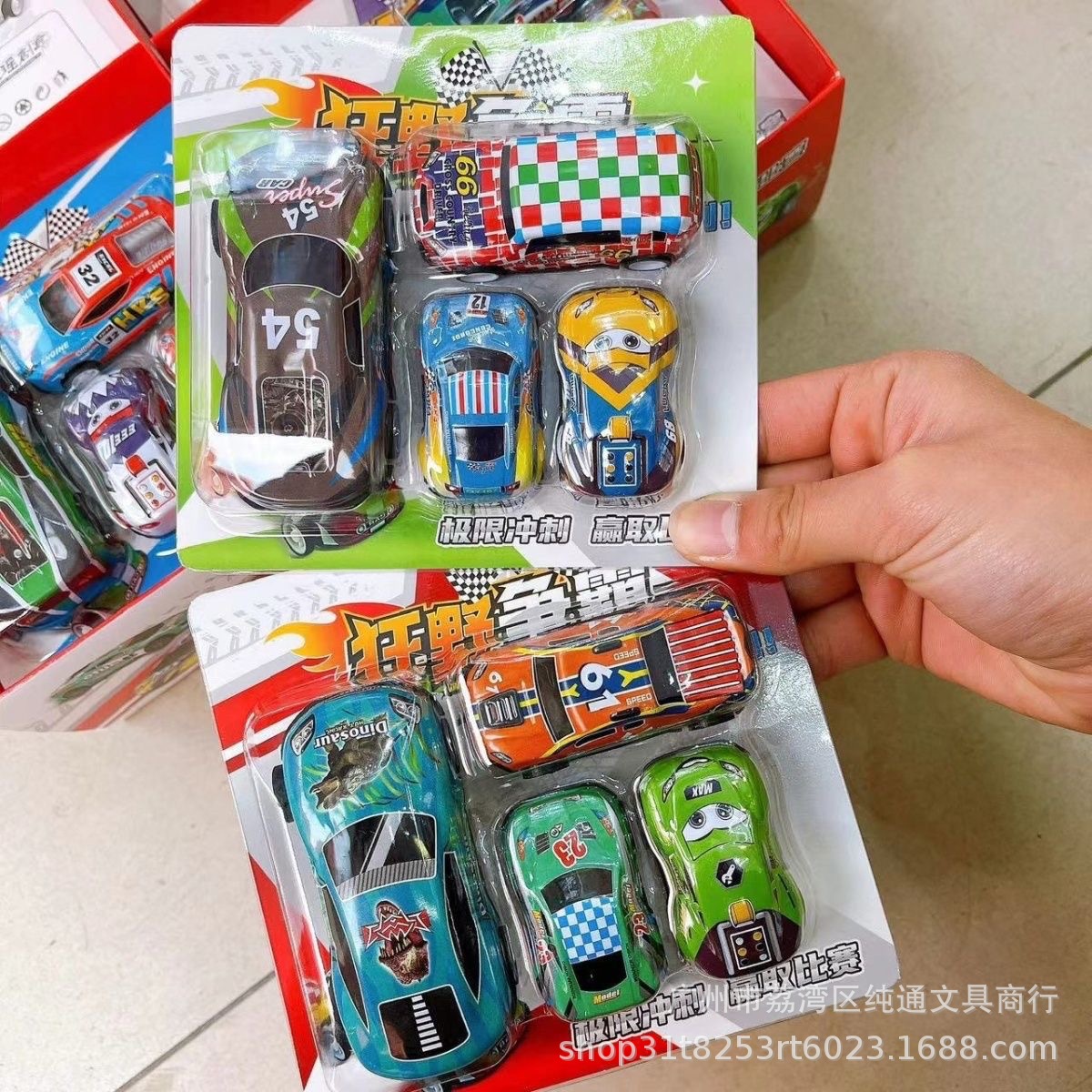 Carros de aleación de acero de acero modelo de simulación de juguetes para niños adornos de caja de carro de carro al por mayor