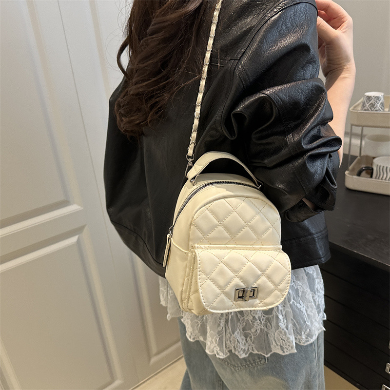 2025 cadena de bordado de diamante nueva moda simple estilo estilo extranjero mochila de hombro mochila de hombro de mujer