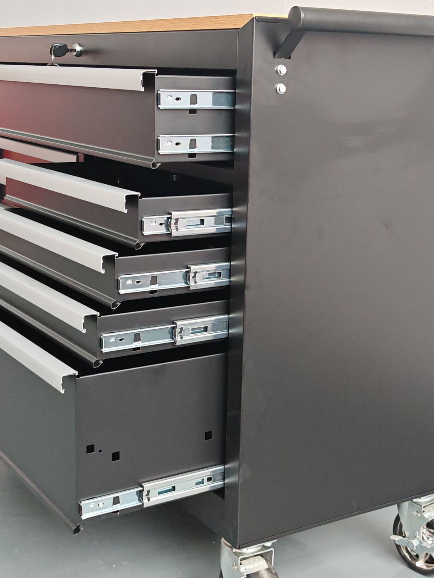 O1CN01twBwNt28czIIR2HRE_!!2218143327954-0-cib.jpg?__r__=1725500026429