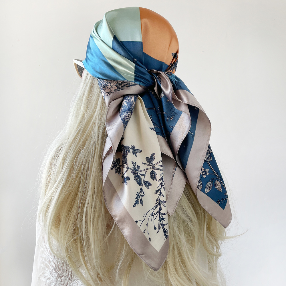 Femmes Style Vintage Vacances Bloc De Couleur Polyester Écharpe En Soie display picture 10