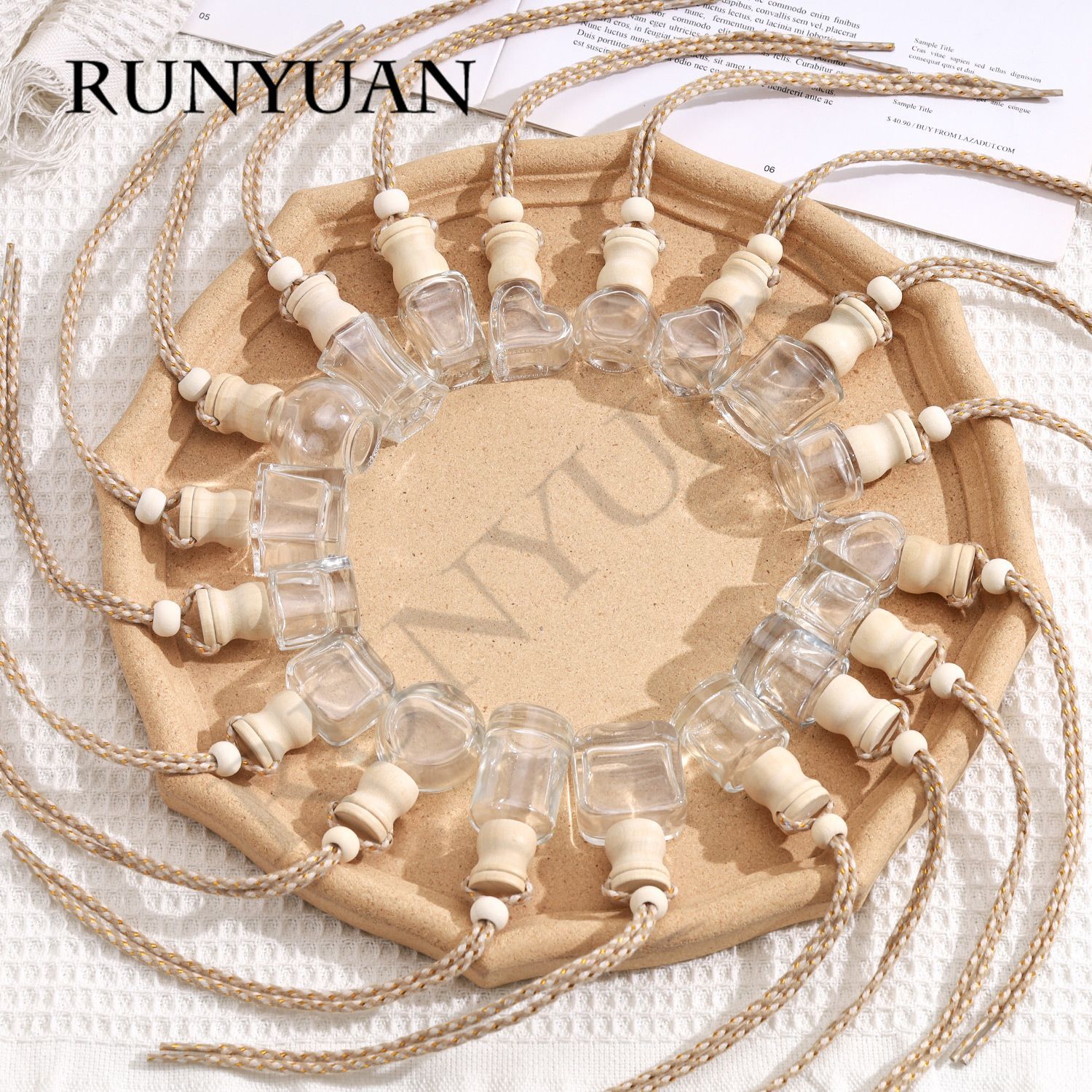 现货创意车载迷你香薰空瓶汽车香薰挂饰car air fragrance bottle