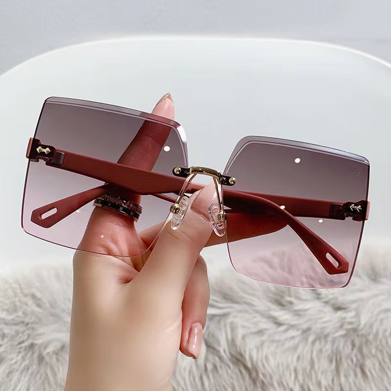 Trend square retro sunglasses solar-powered