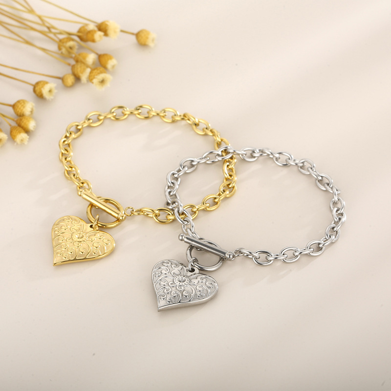 24g Weight PVD Coated Gold Plating Process 18K Real Gold Plated Plating Material Fashion Heart Shape Titanium Steel Plating Bracelets Necklace
