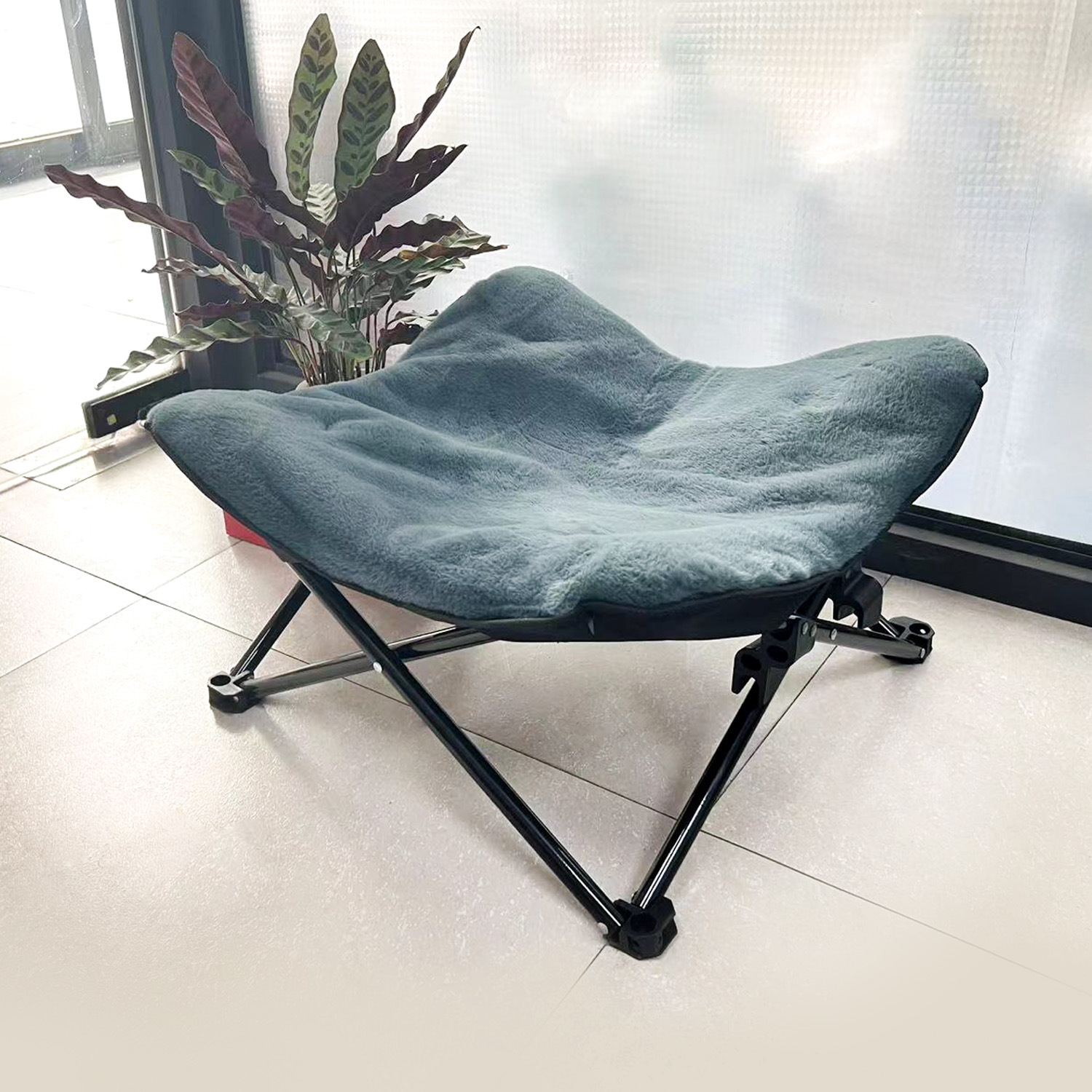 Cross-border dog bed off the ground cat bed removable and washable autumn and winter thickened plush cat kennel dog kennel moisture-proof pet camp bed