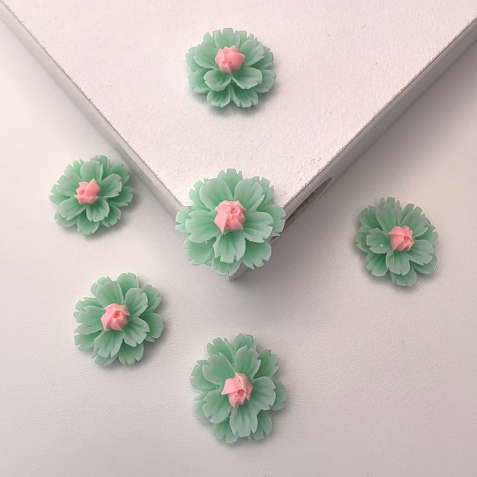 迷你多层花 雏菊diy奶油胶自制手机壳发夹耳饰头饰树脂配件批