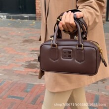 ��ԪӢmiu�ұ��g��Ů���ٴʿ�D���^������������б���＾��Ʒ