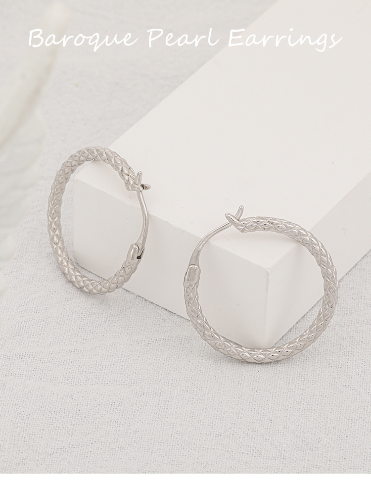 New Fashion Jewelry S952 Silver Earrings Fashion Retro Texture Geometric Circle Ear Buckle display picture 1