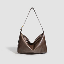 单肩大包包女2025新款秋冬大容量女包时尚通勤包百搭美拉德托特包