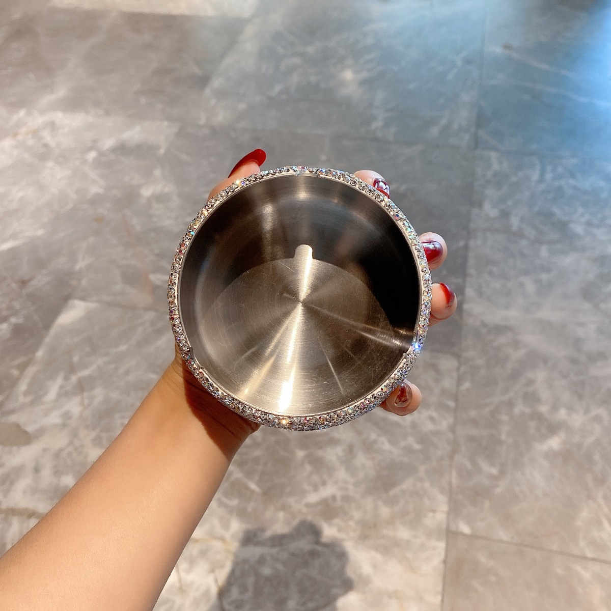 Cross-border Stainless Steel Diamond-encrusted Classroom Furniture Gifts Ashtray Nightclub Simple Drop-resistant Personalized Furnishings