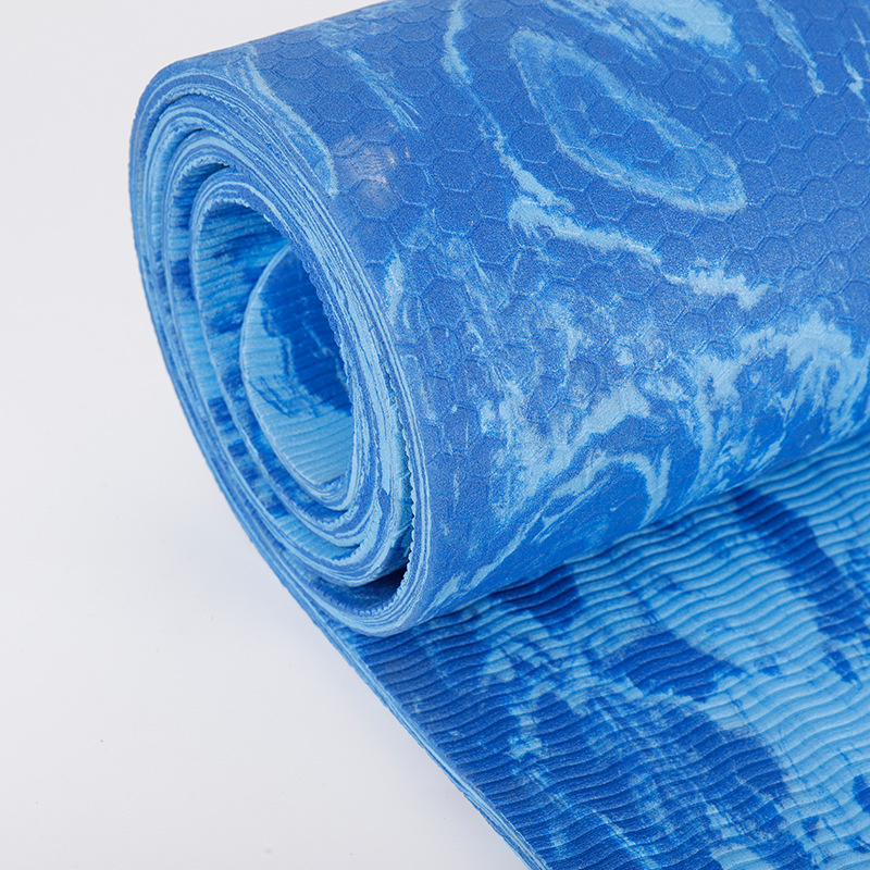 Manufacturer Customized Camouflage-Colored Sports Fitness Outdoor Yoga Mat, Moisture-Proof High-Density Eva Thickened Yoga Mat