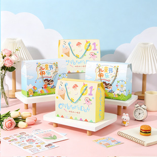��һ��ͯ���YƷ���Y����b�п�ͨ�YƷ���b���׃��@��С���ѶY��