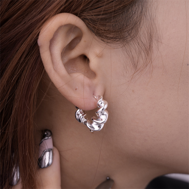 1 Pair Simple Style U Shape Geometric Plating Stainless Steel Hoop Earrings Drop Earrings display picture 12