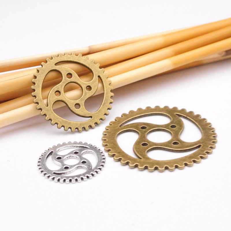 DIY合金饰品配件机械表芯朋克风格40/30/24MM三个规格齿轮挂件