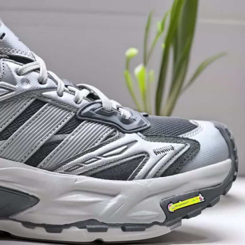 2026 Model Putian Dawn Storm Thick-Soled Dad Shoes Retro Mech Shoes with Cushioning, Simple and Stylish Sports Shoes