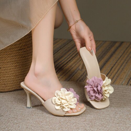 2025 Summer New Cross-border Plus Size Floral Thong Flats for Women, Slim Heel, Open-Toe Slip-On Fashion High Heel Sandals for Wholesale