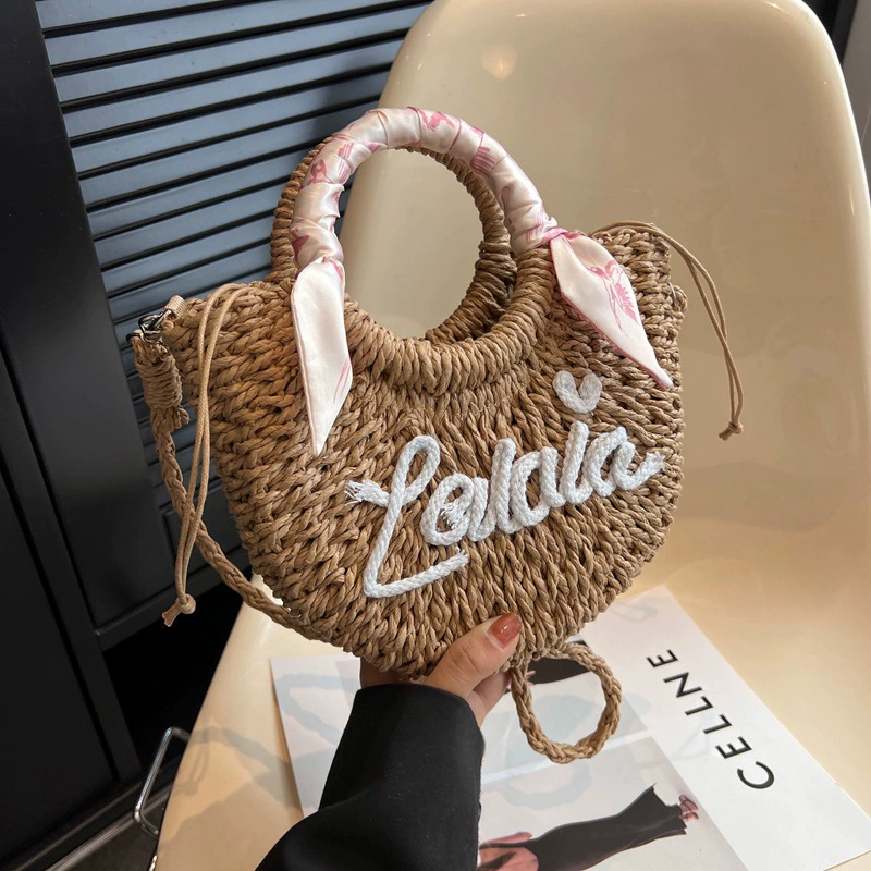 Handheld Straw Basket Bag, Chic Shoulder Tote, 2023 Collection, Lightweight 0.41 kg
