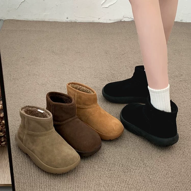 Non-slip warm footwear platform, low boots